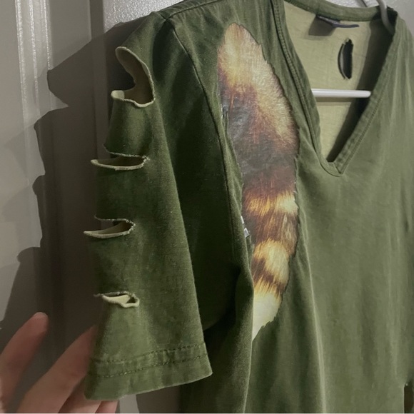 Vintage wlt walter van beirendonck army green distressed short sleeve v-neck tee - Picture 3 of 3